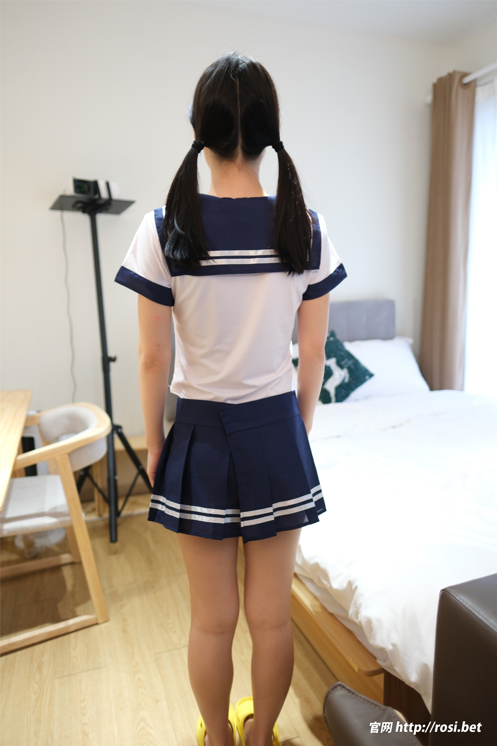 ROSI写真 2024.10.20 NO.4703